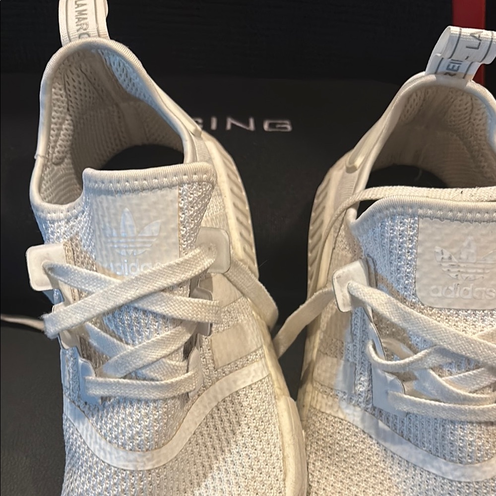Adidas White Sneakers with Breathable Mesh and Cushioned Midsole
